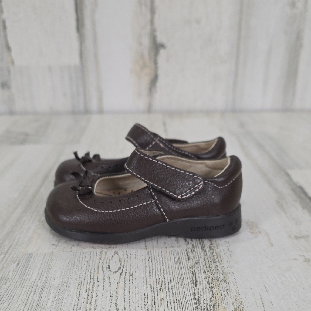 Pediped Leather Dark Brown Mary Janes Dress Shoes Flex Fit System Size 5 EU 20